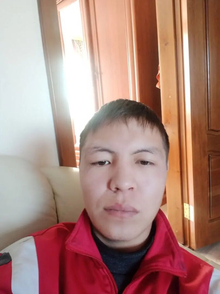  29792040  Andrey, 31 ,    