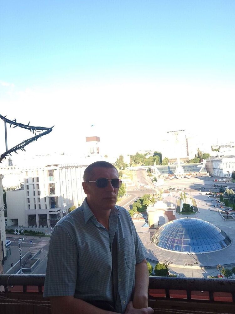  ,   Andrew, 44 ,   ,   