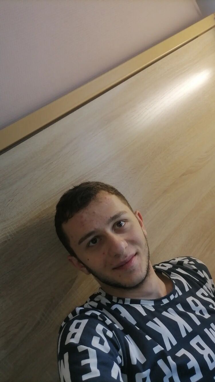  27440680  Khasbi, 27 ,    