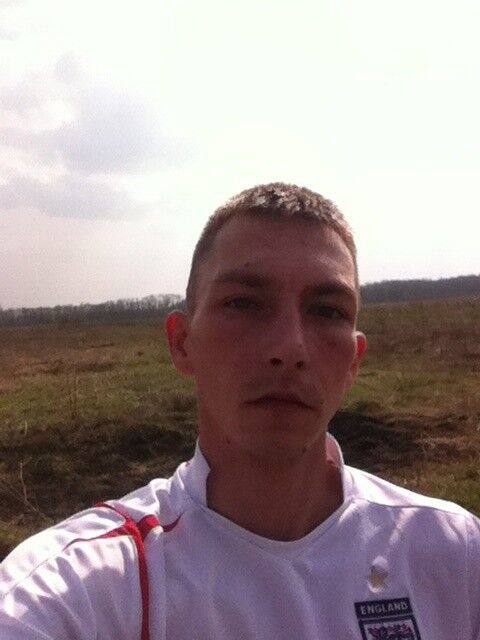  16042600  Vova, 32 ,    