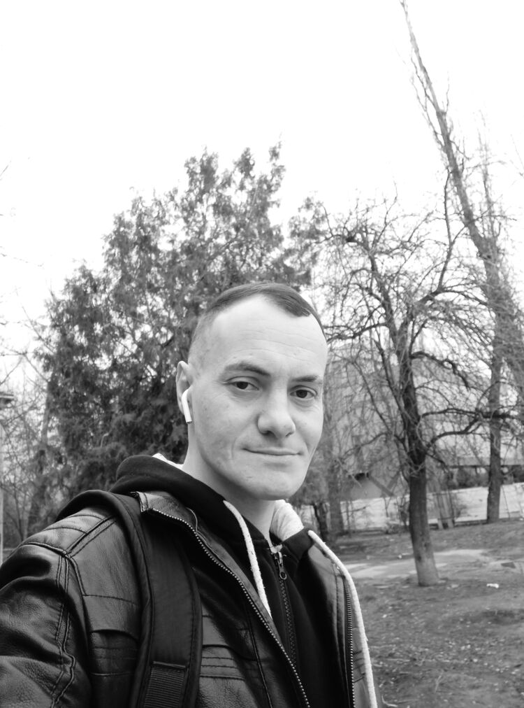  ,   Ruslan, 35 ,  