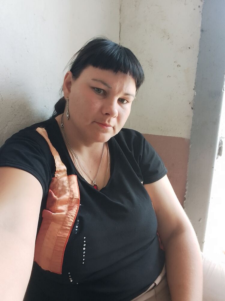  45275360  Nvanova , 32 ,    