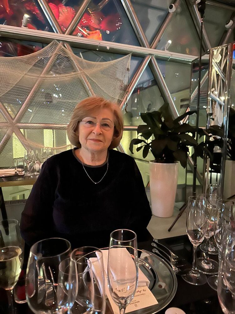 ���������� �����-���������, ���� ������� �������, 63 ����, ������������ ��� c�������� ���������