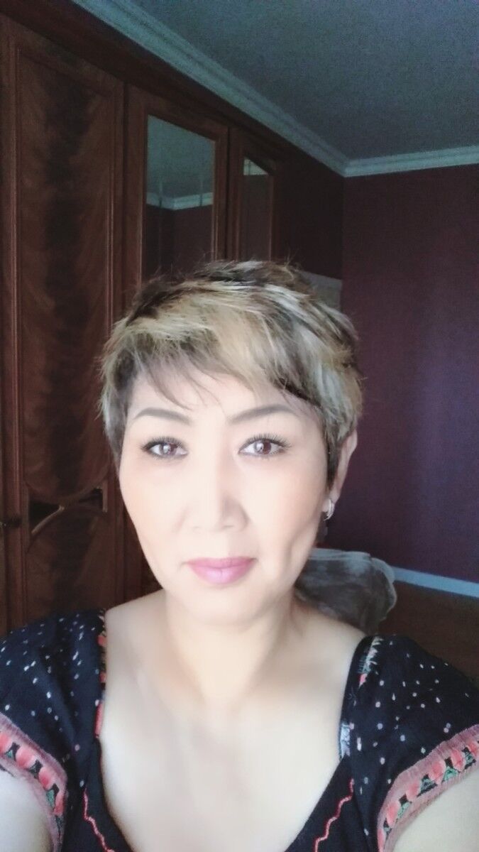  18299420  Asiya, 56 ,    