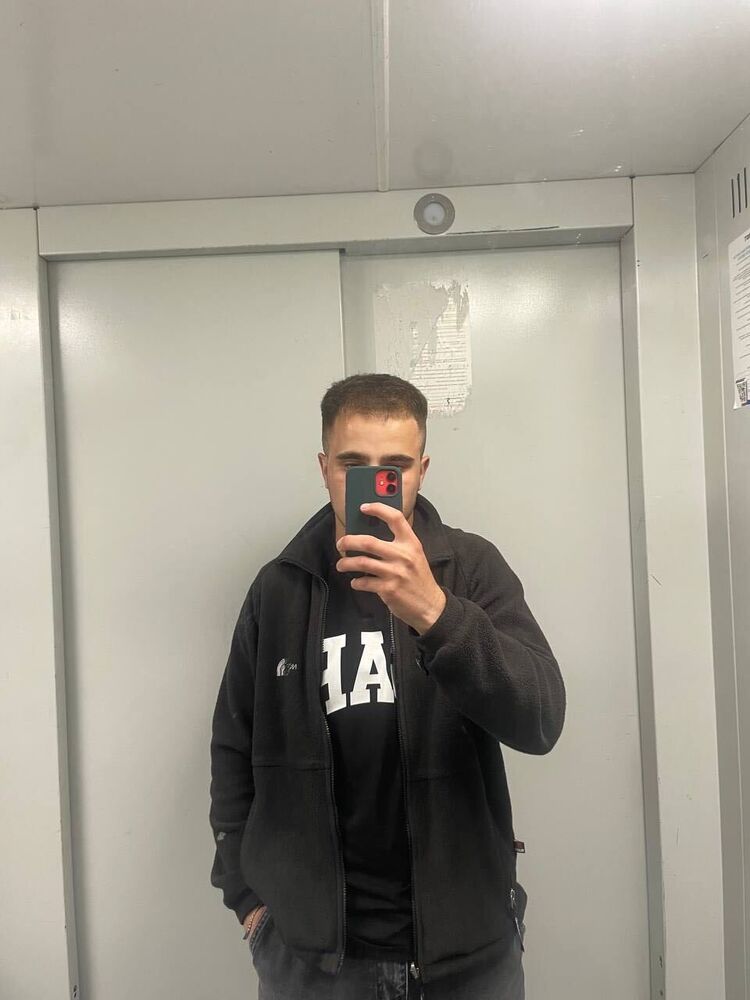  38183190  , 21 ,    