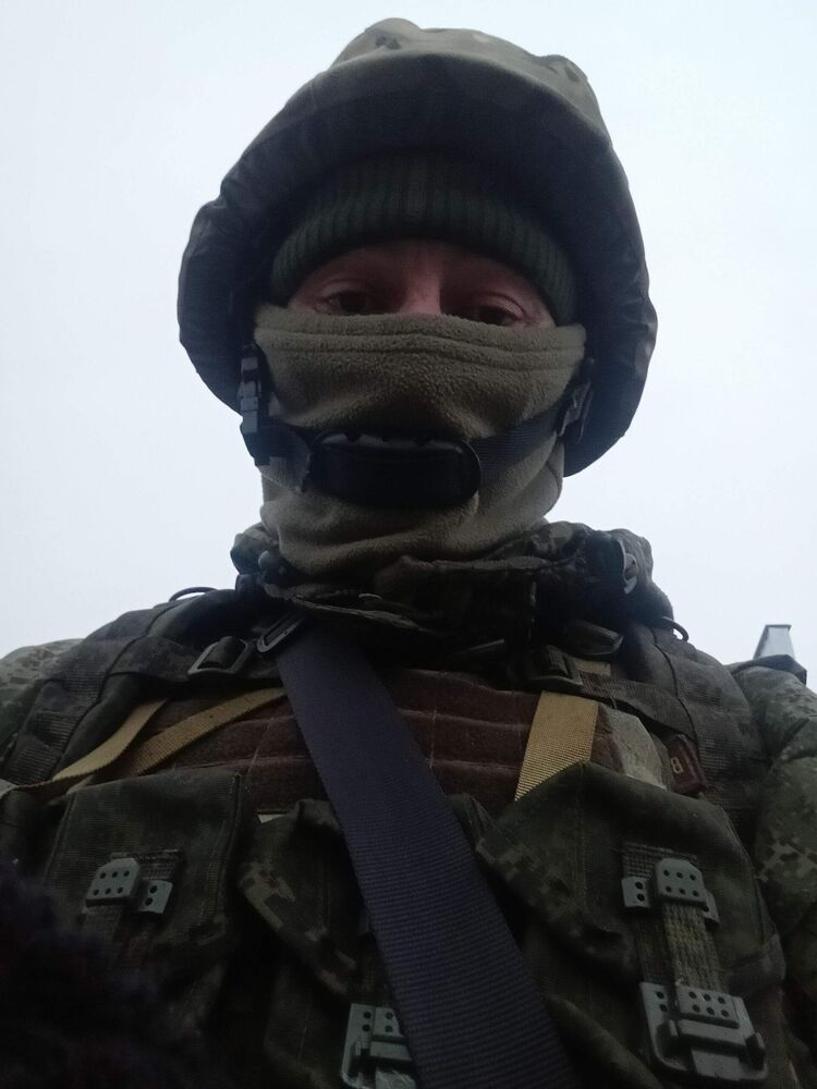  52144630  Sergej, 36 ,    