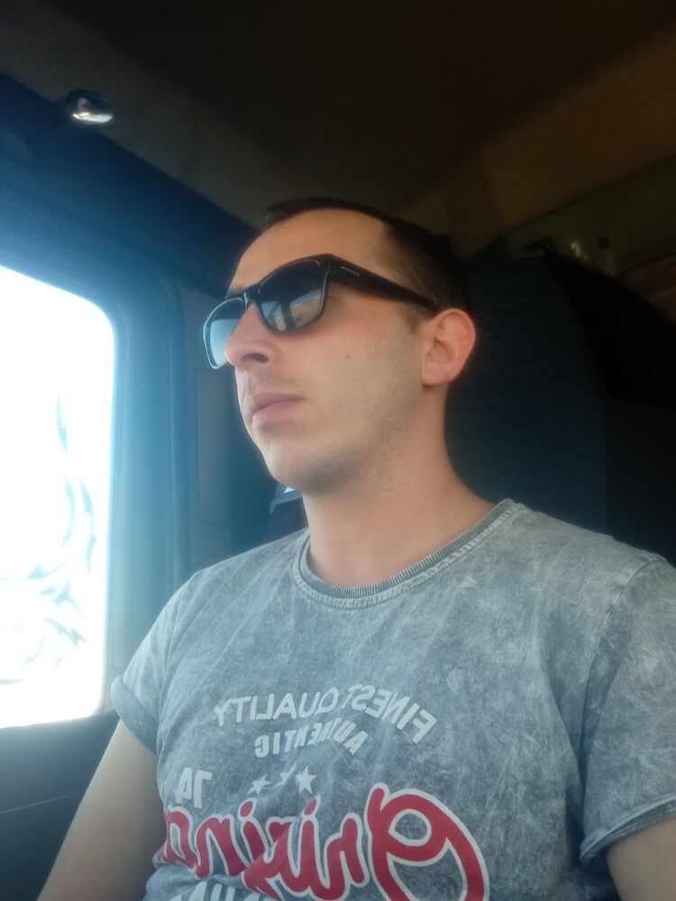  42799260  , 33 ,    