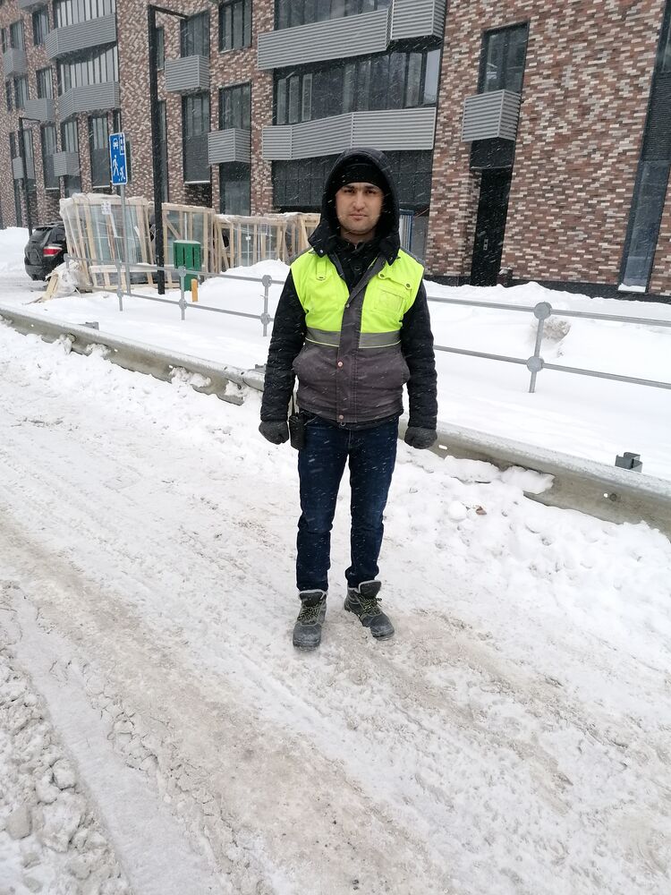  32655770  Murodil, 35 ,    