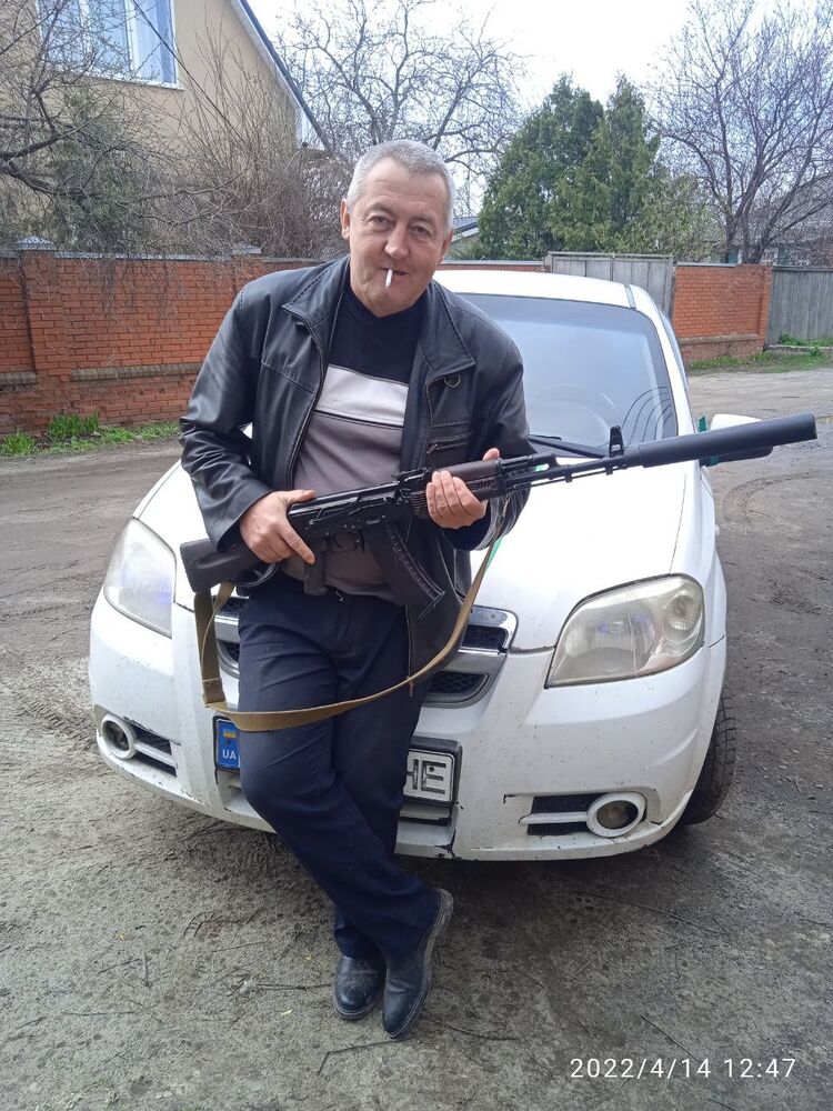  25954280  Vladimir, 60 ,    