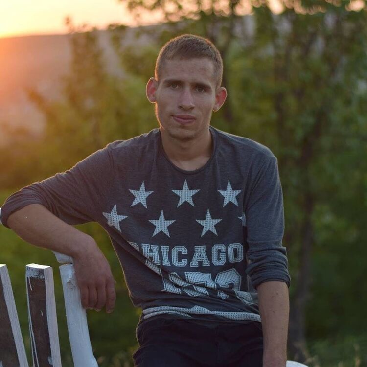  ,   Valeriu, 27 ,   ,   , c 