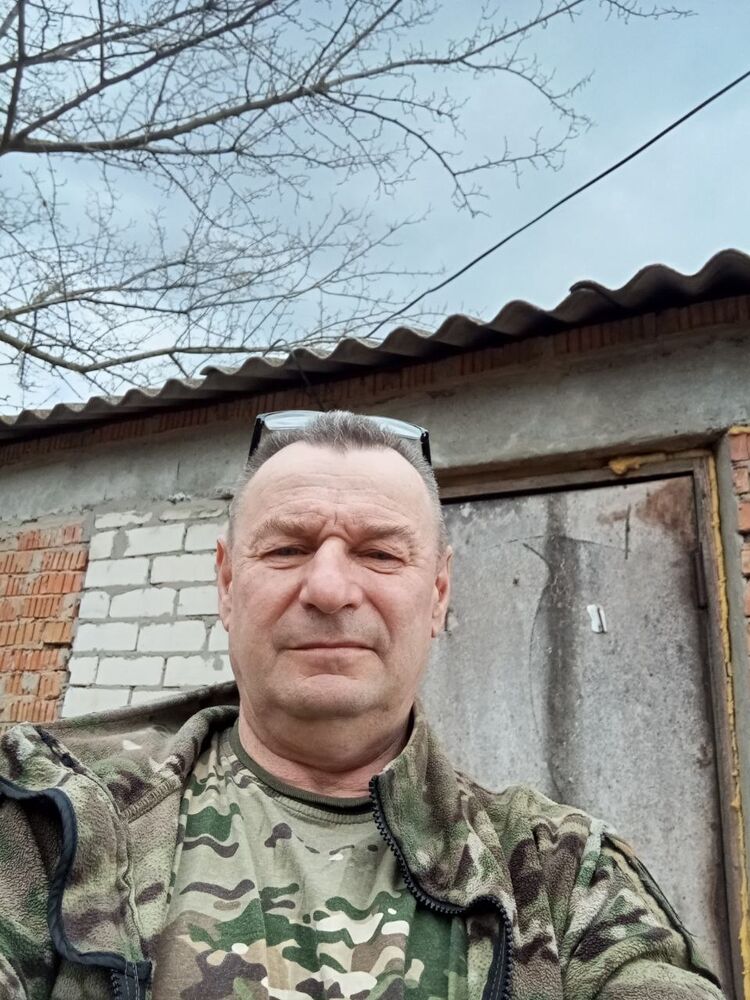  ,   Ivan, 54 ,   ,   