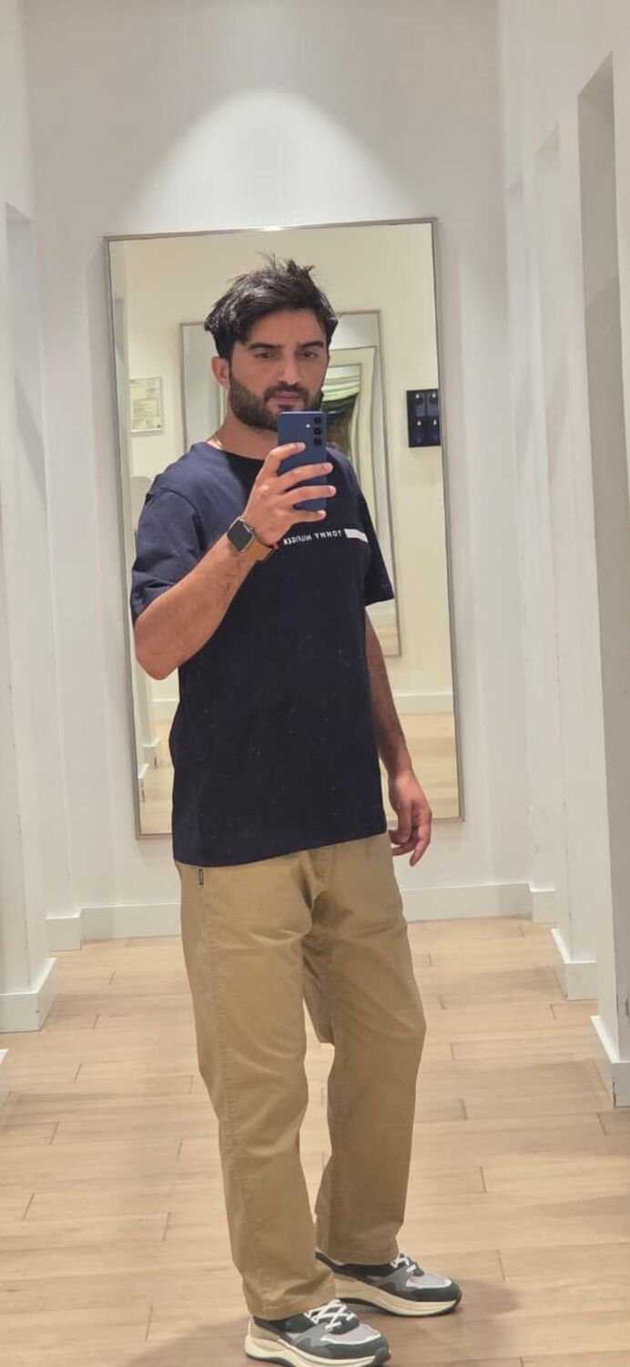  54134470  Tural, 30 ,    