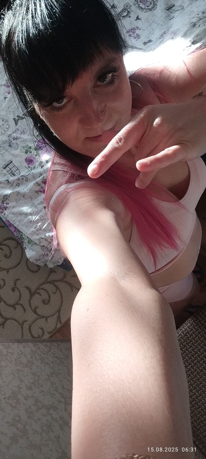  53224140  Lana, 40 ,    