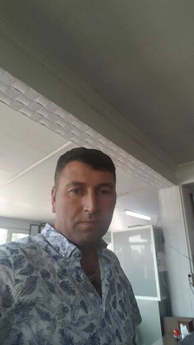  21828940  Ilker koc, 46 ,    