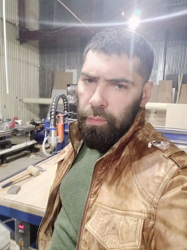  ,   Zeus, 37 ,   ,   , c , 