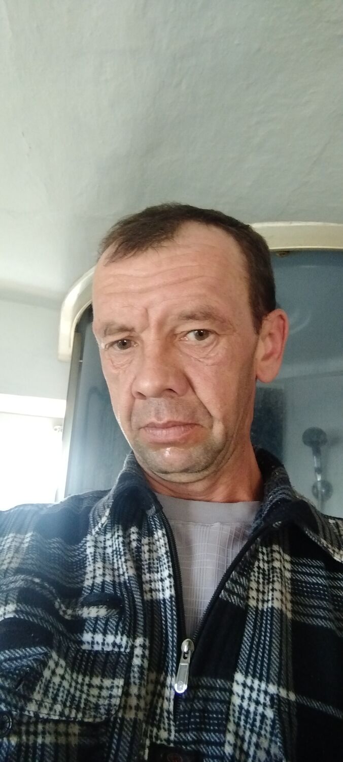  48034070  , 42 ,    