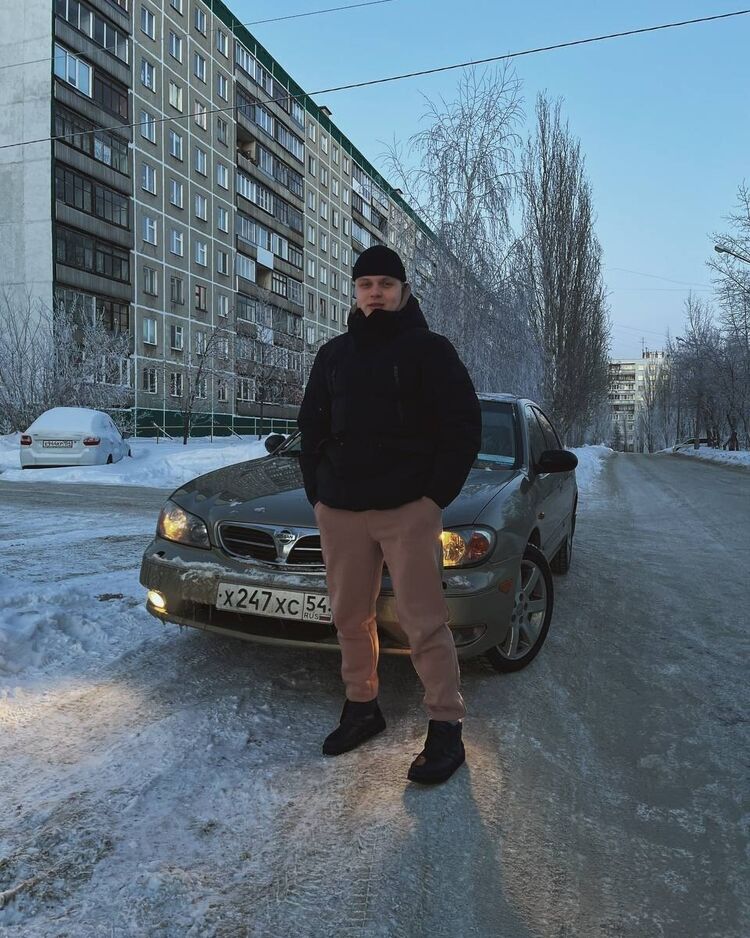  32314850  Dmitry, 26 ,    