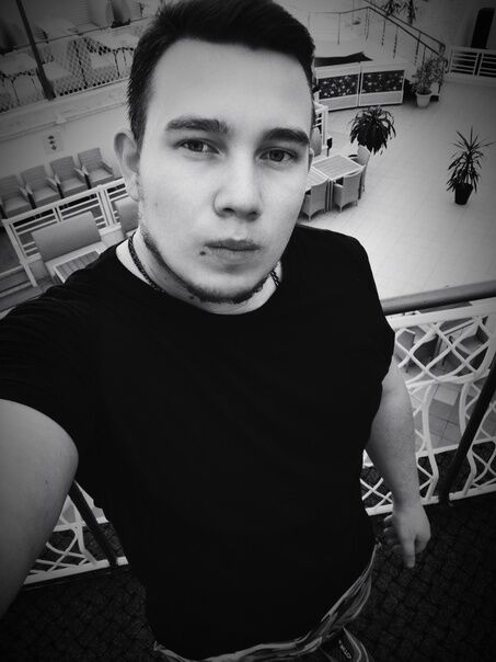  42221250  Ivan_Dzekan, 22 ,    