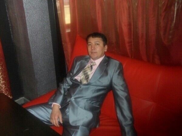  8909740  , 44 ,    -