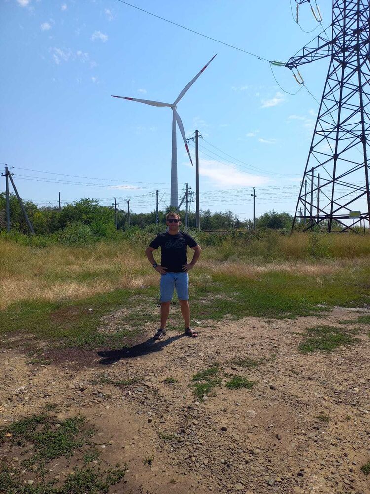  28044490  , 33 ,    