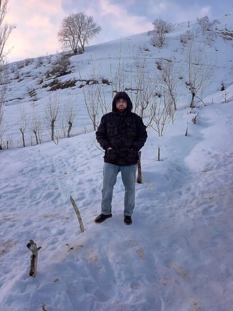  33708860  Nasim, 23 ,    