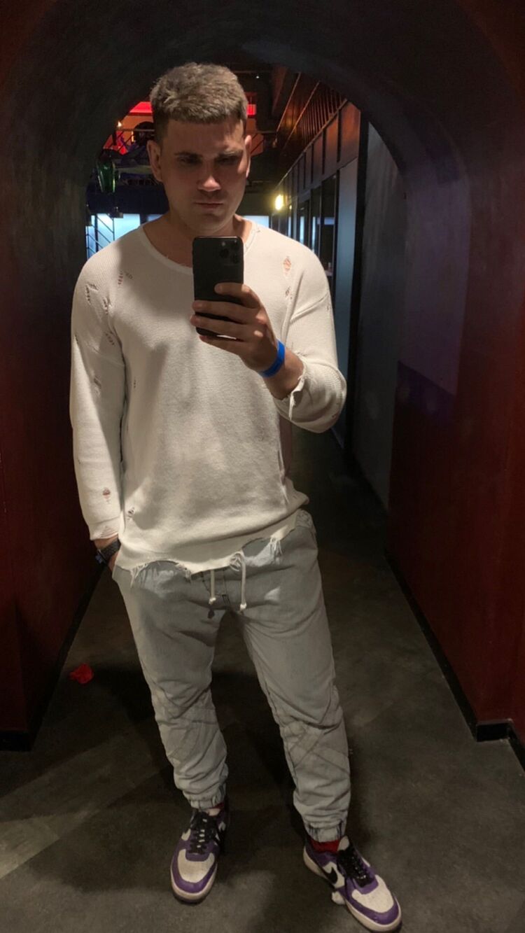  43233970  , 38 ,    