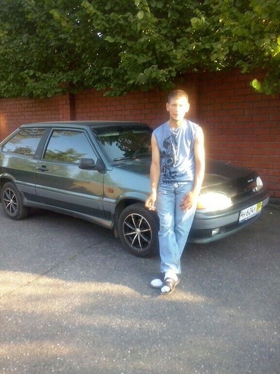  9644000  Evgeny, 46 ,    