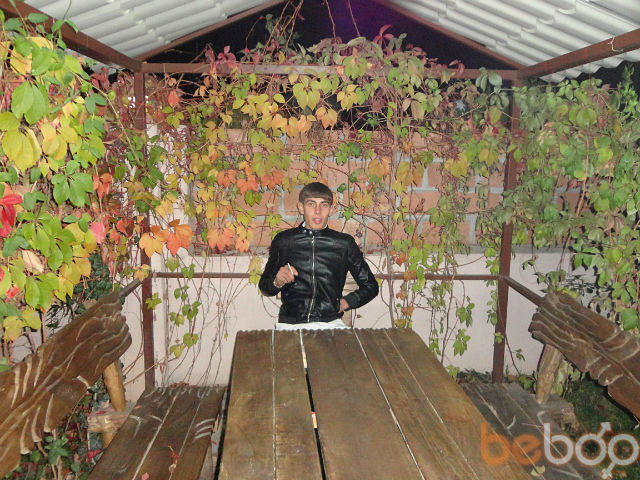  1282520  Artur, 34 ,    
