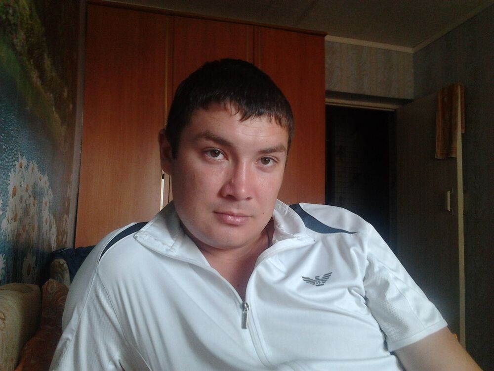  31982350  Alexey, 39 ,    