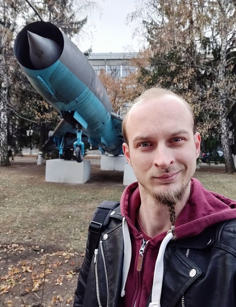  -,   , 32 ,   