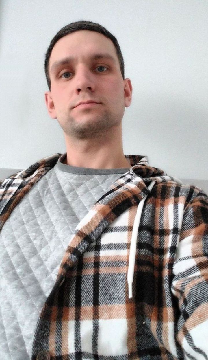  ,   Allex, 28 ,   ,   