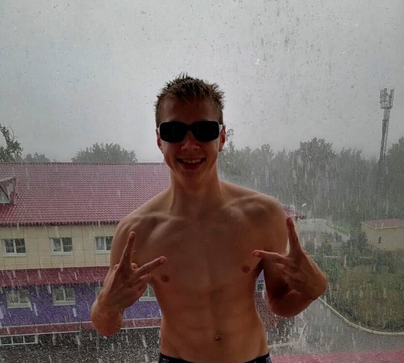  40805880  , 22 ,    