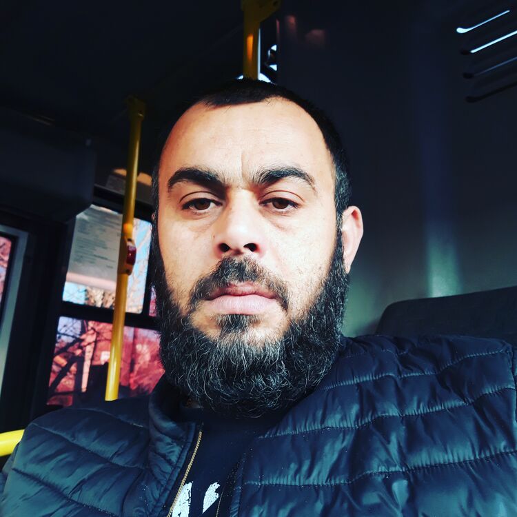  ,   Kamal, 39 ,   ,   , c , 