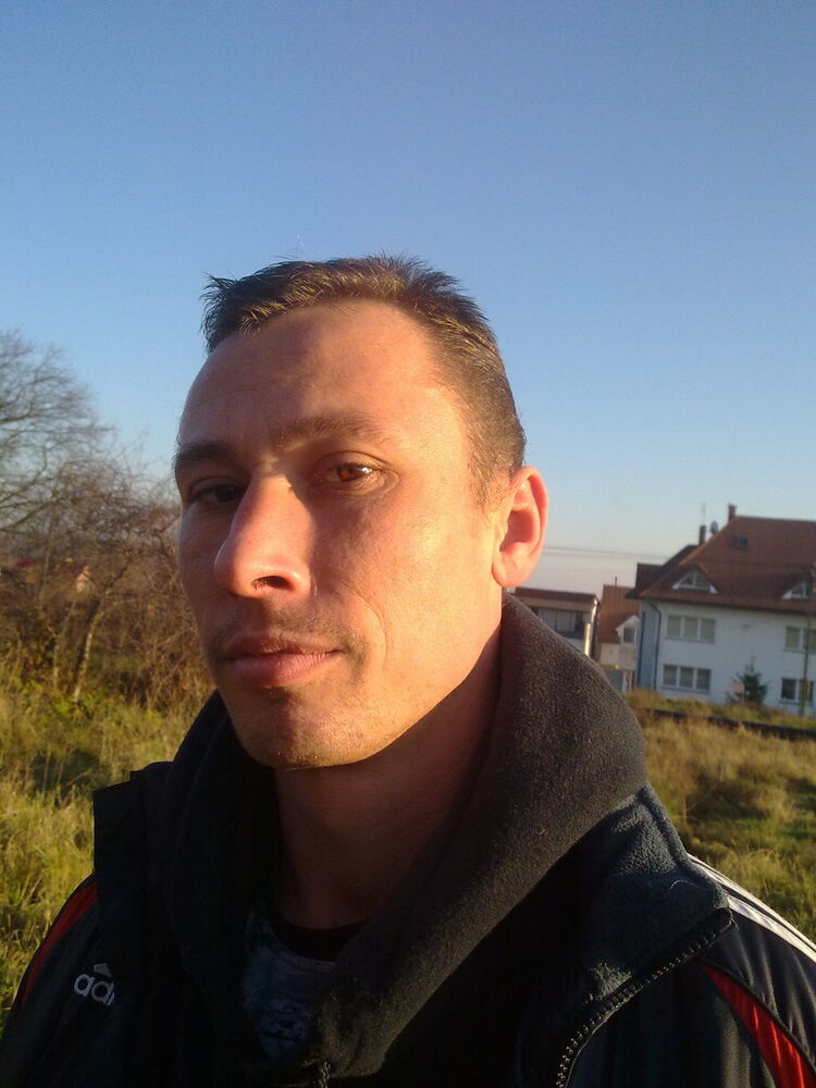 15478490  Anre, 46 ,    