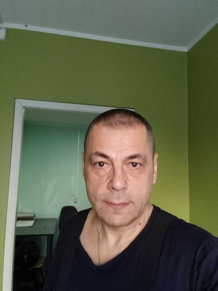  53225680  , 57 ,    