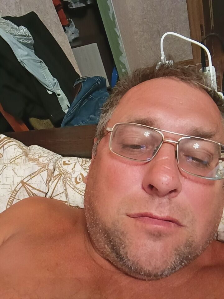 37292210  , 39 ,    -
