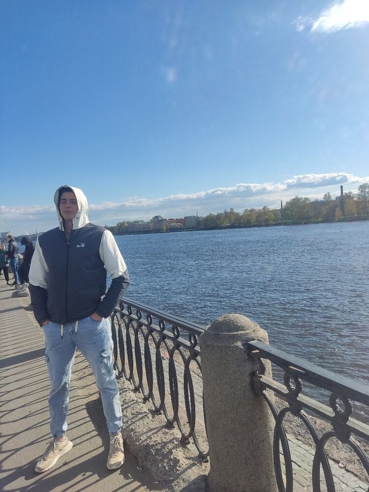 45192180  Vadim, 100 ,    -