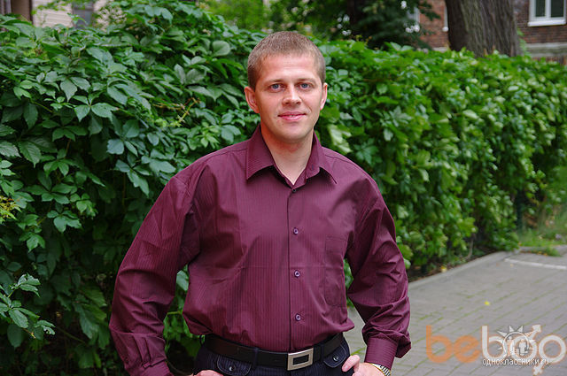  ,   Valentin, 47 ,   