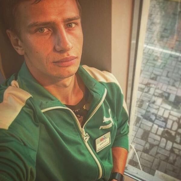  ,   Alexxxxxxxxx, 35 ,   