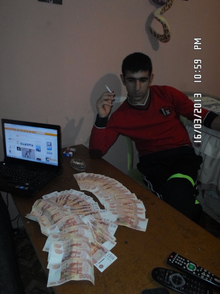  ,   Sandro, 35 ,   