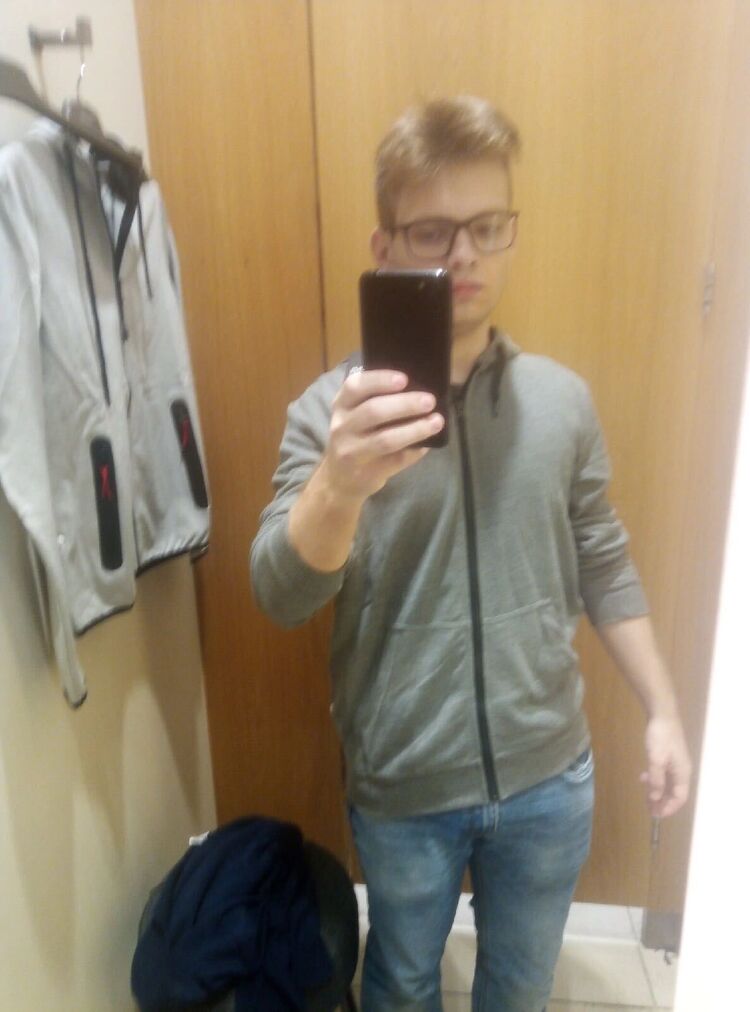  45864450  , 23 ,    