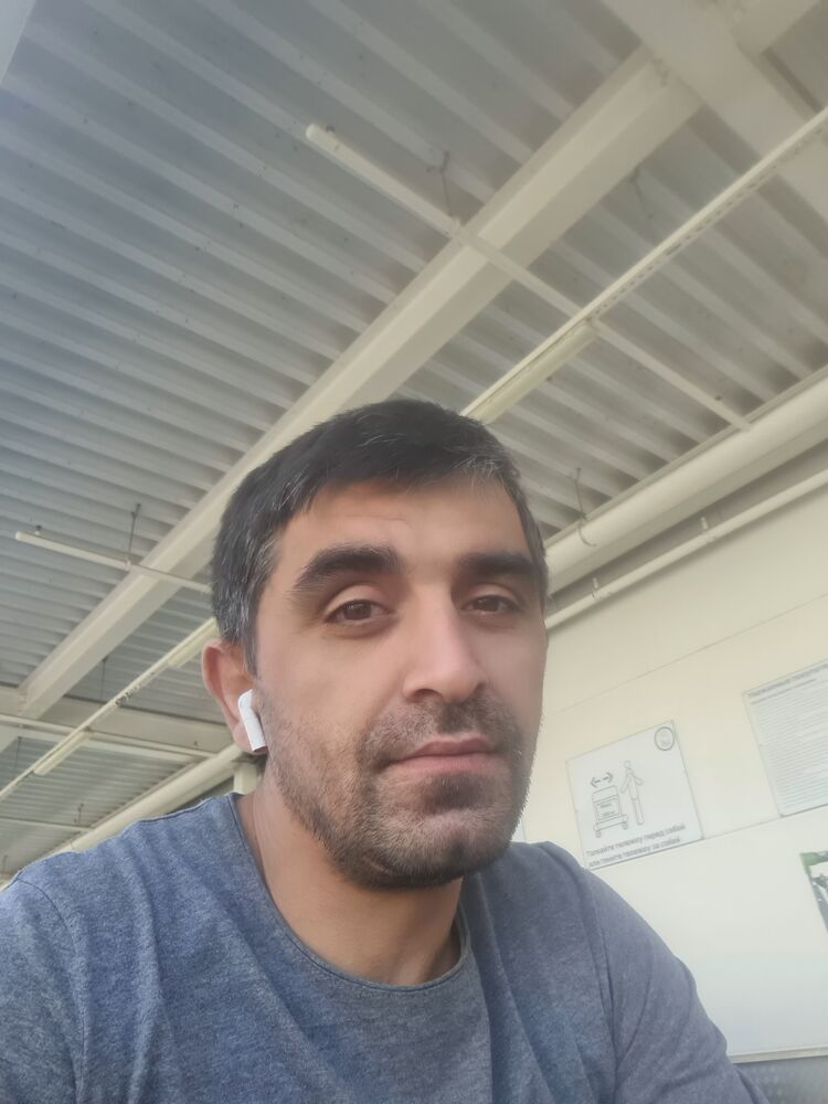  52337570  Tural, 30 ,    