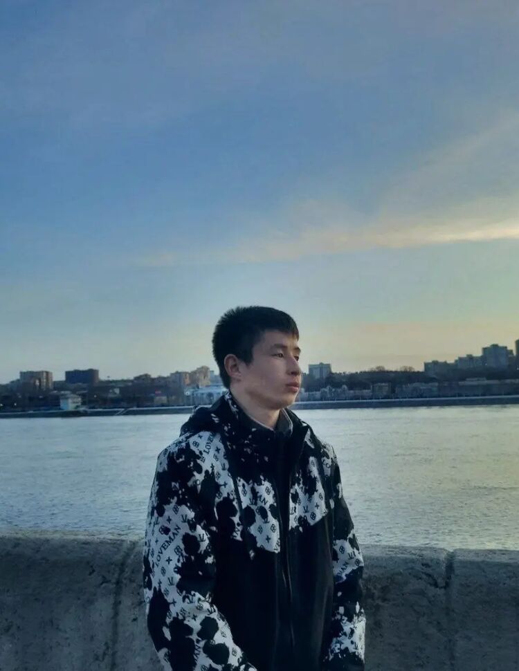 ���� 43077240 ����� �����, 22 ����, ���� ���������� � ��������