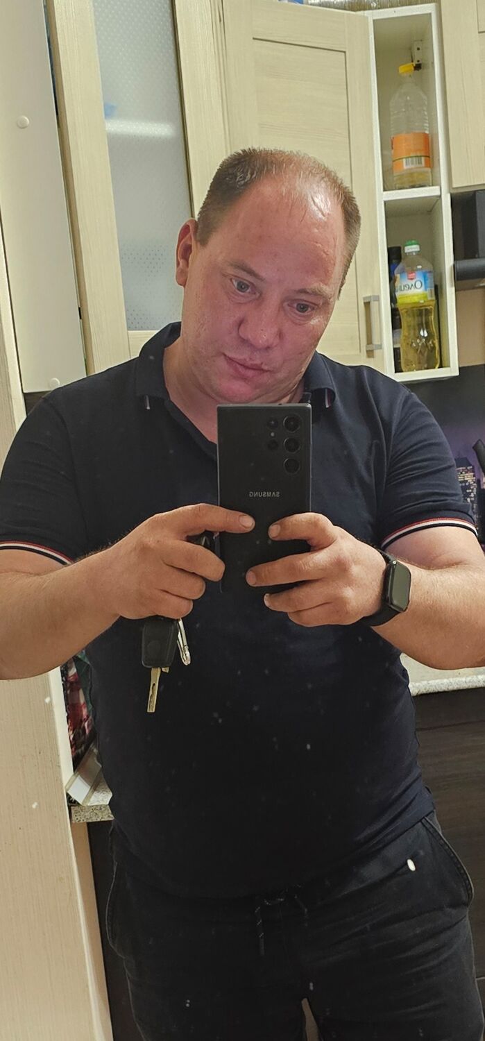  52635710  Vitalikken, 39 ,    