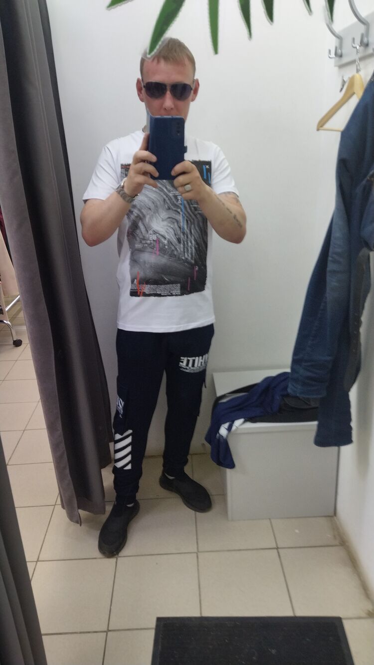  25393930  , 40 ,    