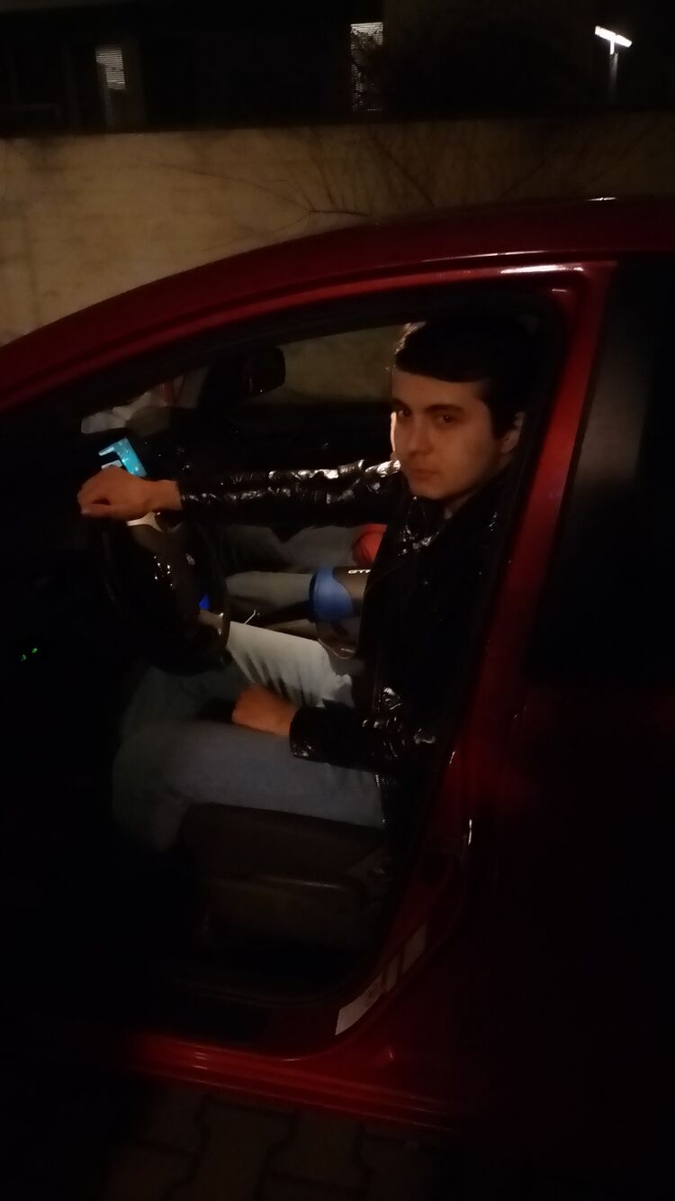  25499400  Samir, 23 ,    