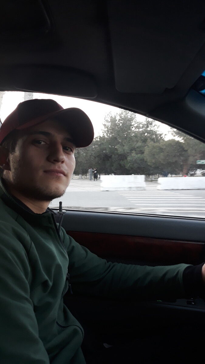  18590890  Shaxboz, 30 ,    