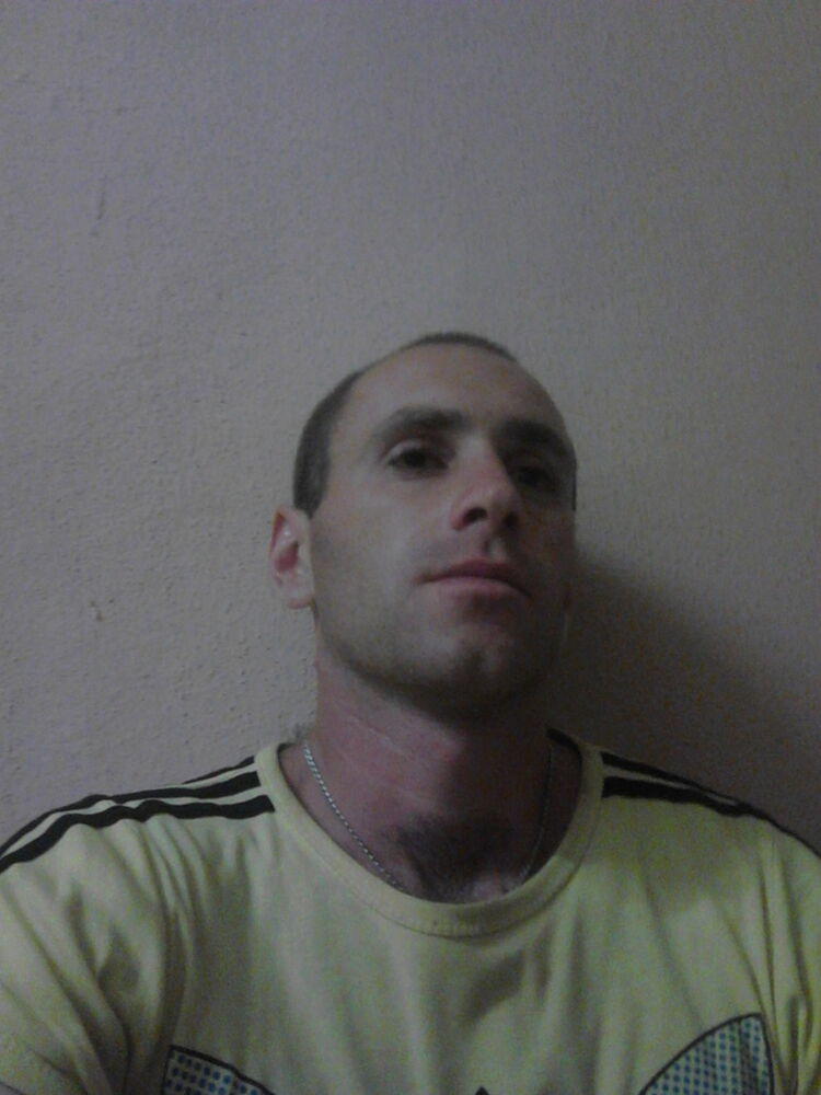  6405400  Yuriy, 36 ,    