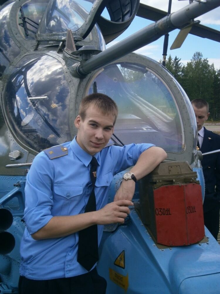  19430530  Vladislav, 33 ,    