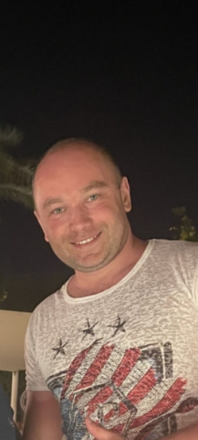  ,   Stas, 36 ,   ,   